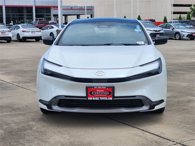 Vehicle image 7 of 39