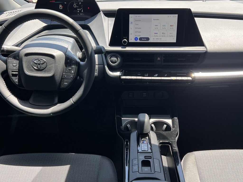 Vehicle image 15 of 28