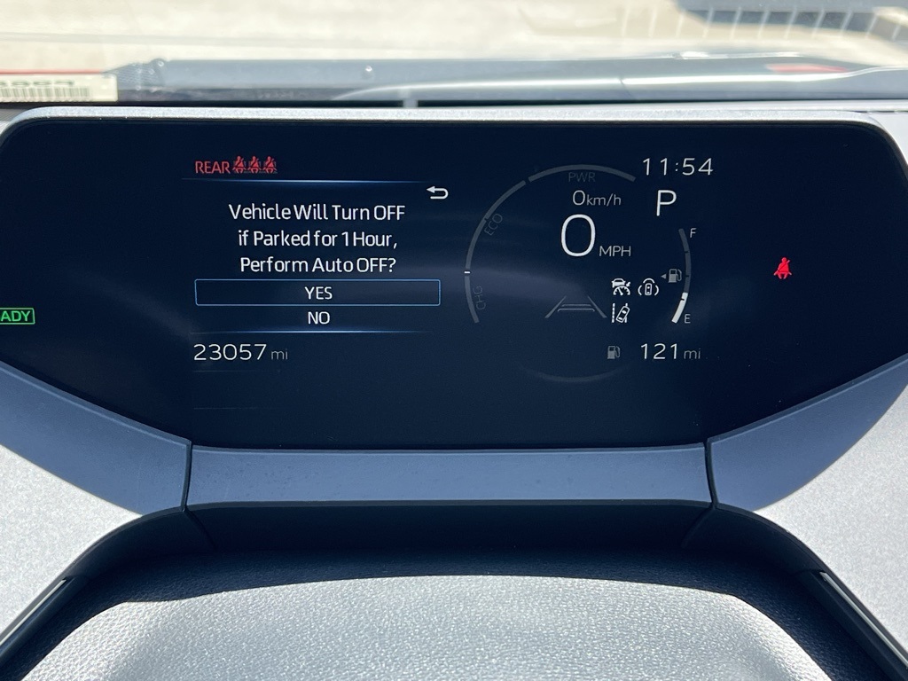 Vehicle image 23 of 28