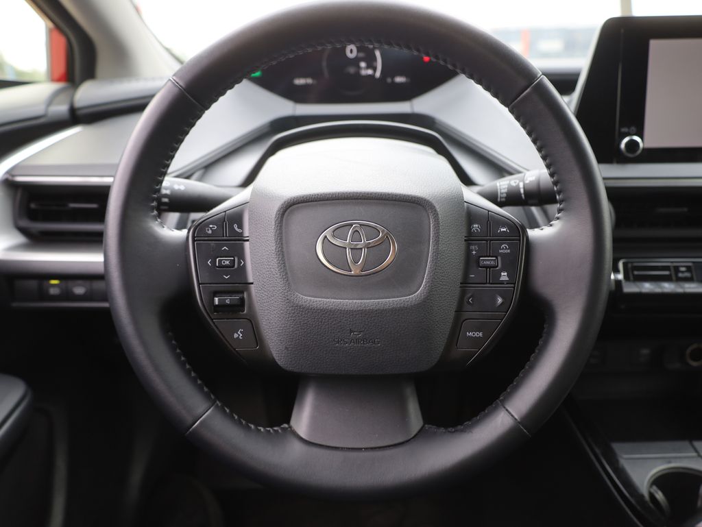 Vehicle image 36 of 47