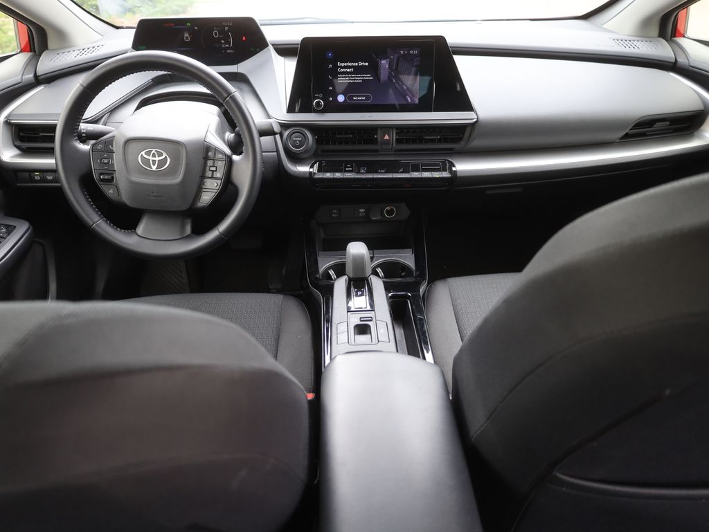 Vehicle image 20 of 47