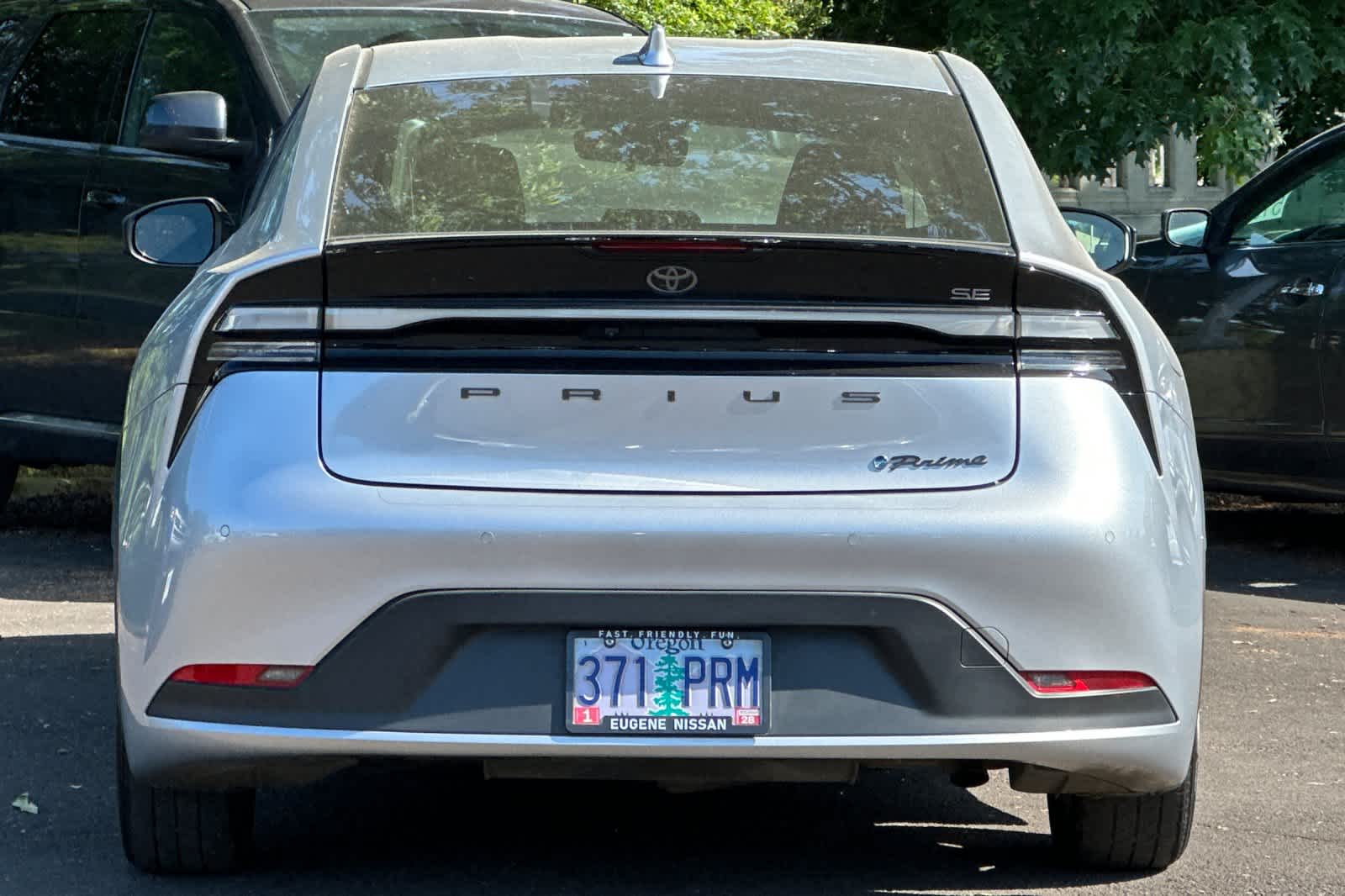 Vehicle image 7 of 38