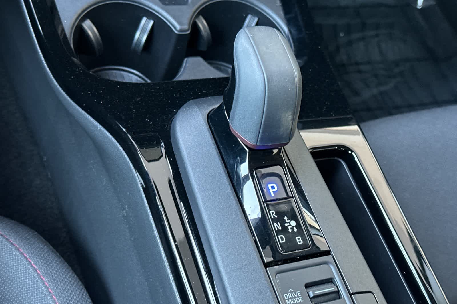 Vehicle image 22 of 38