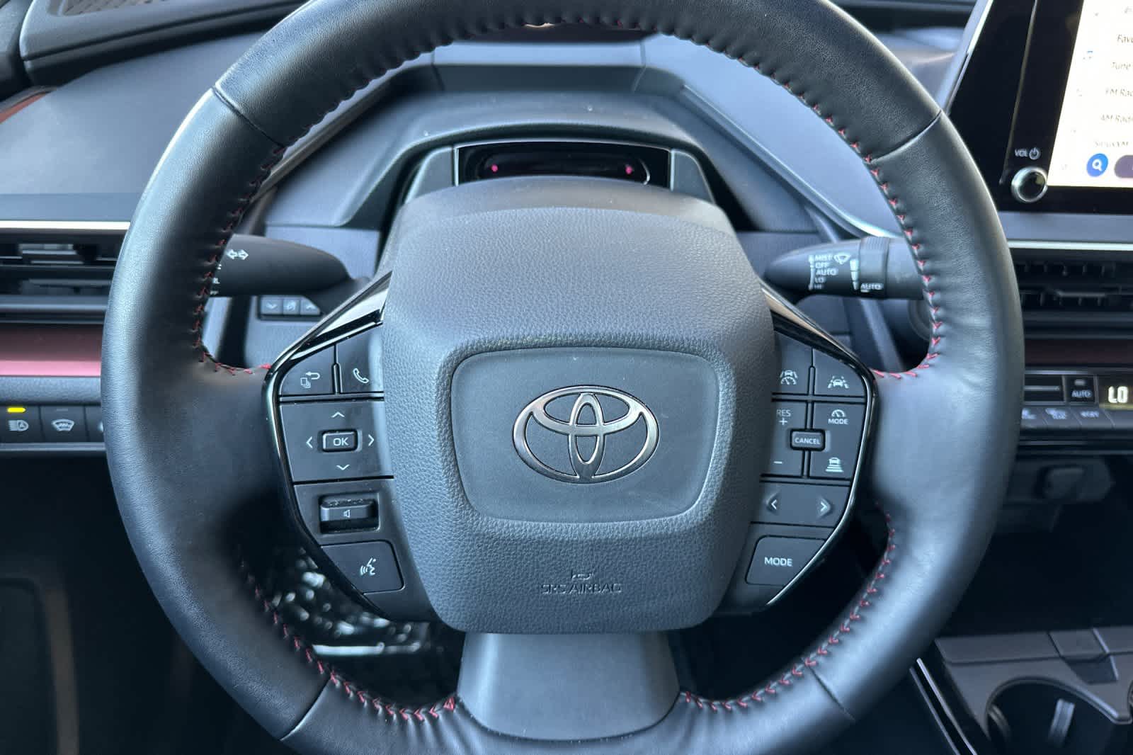 Vehicle image 24 of 38