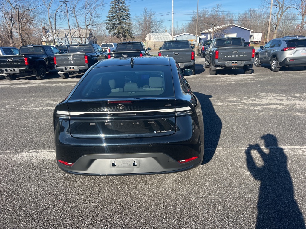 Vehicle image 5 of 22