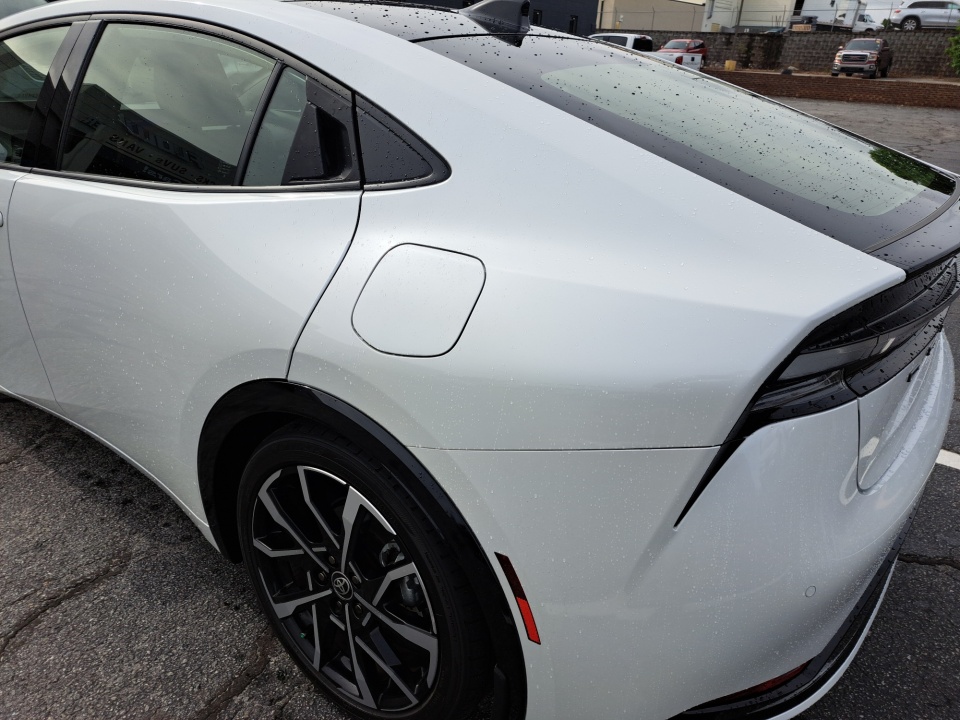 Vehicle image 5 of 39