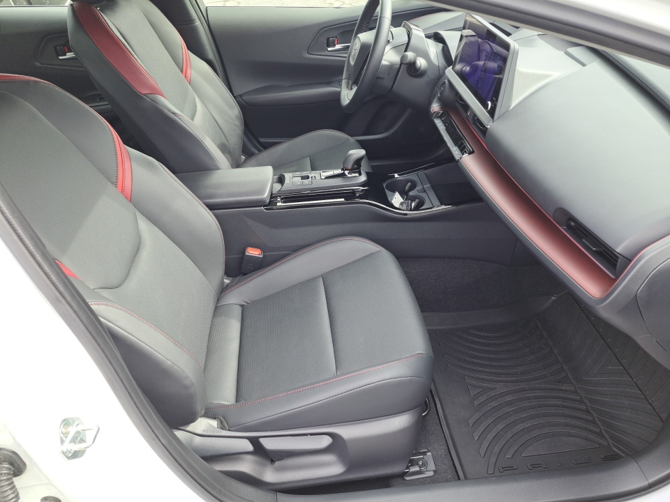 Vehicle image 19 of 39