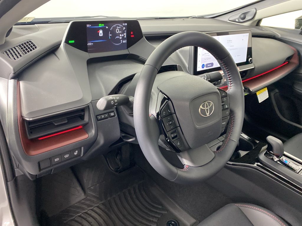 Vehicle image 11 of 39
