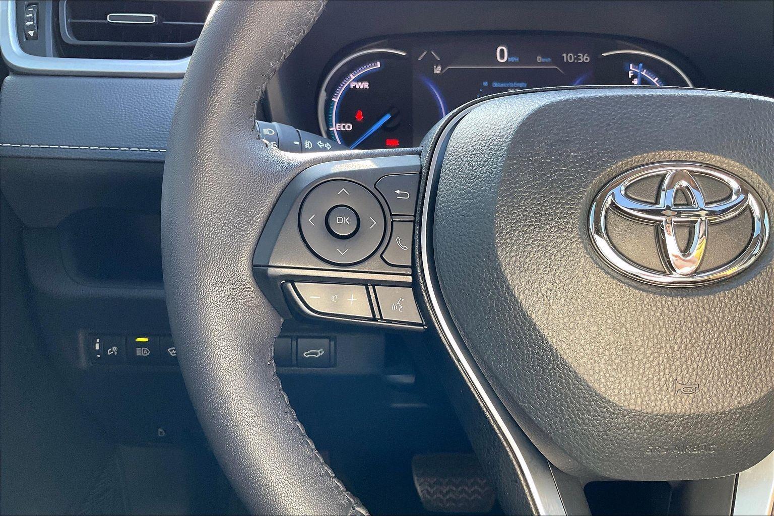 2024 Toyota RAV4 Hybrid XLE Premium Image 20 of 34