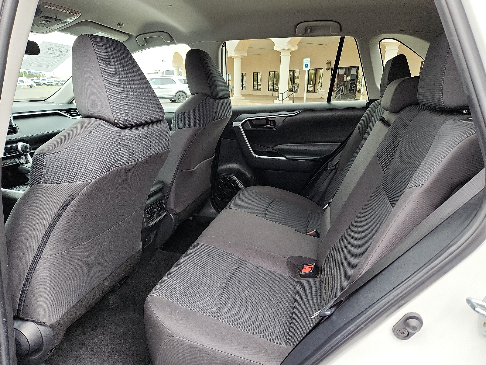 Vehicle image 9 of 16