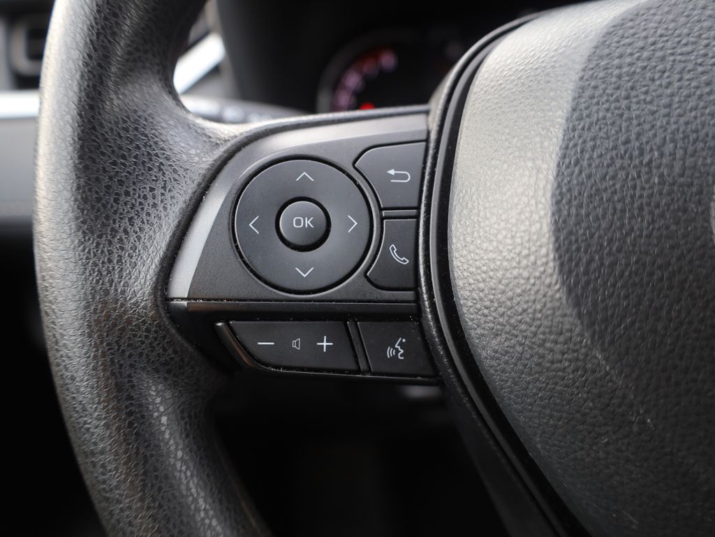 2024 Toyota RAV4 LE Image 29 of 36