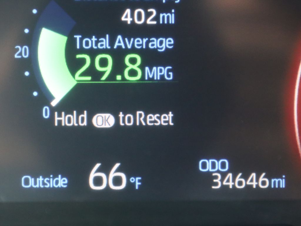 2024 Toyota RAV4 LE Image 21 of 36