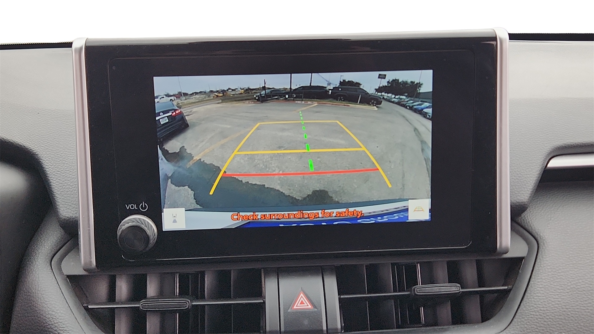 2024 Toyota RAV4 LE Image 18 of 27