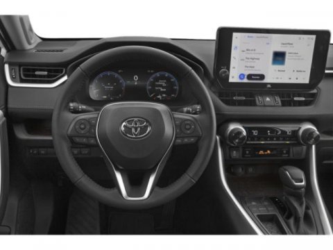 Vehicle image 7 of 15