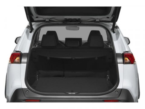 Vehicle image 11 of 15
