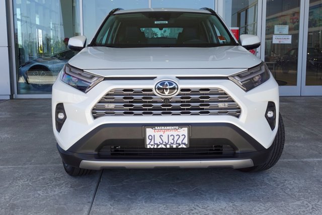 Vehicle image 1 of 27