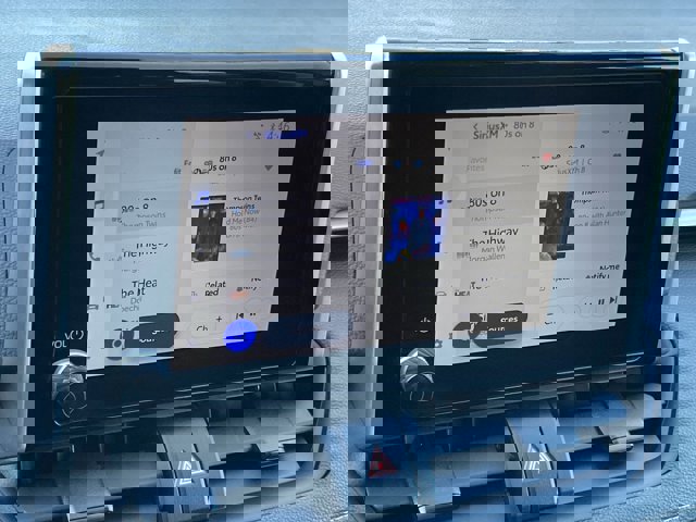 Vehicle image 23 of 38