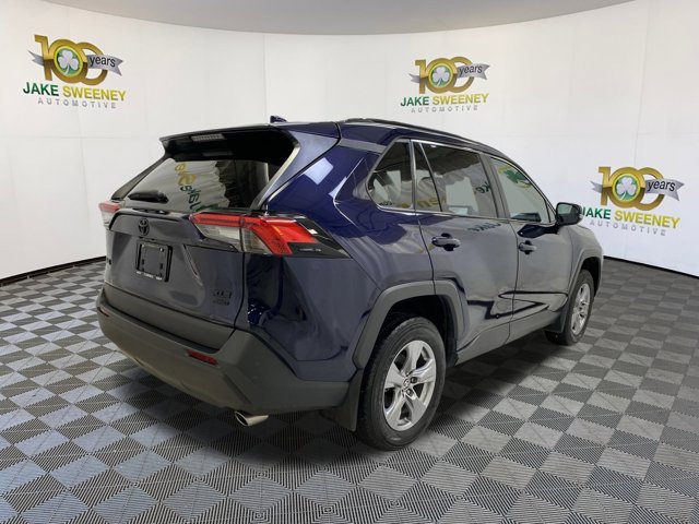 Vehicle image 3 of 32