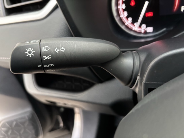 Vehicle image 20 of 37