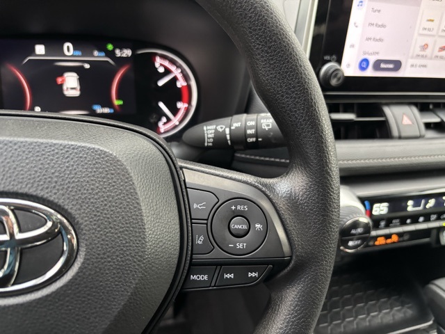Vehicle image 19 of 37