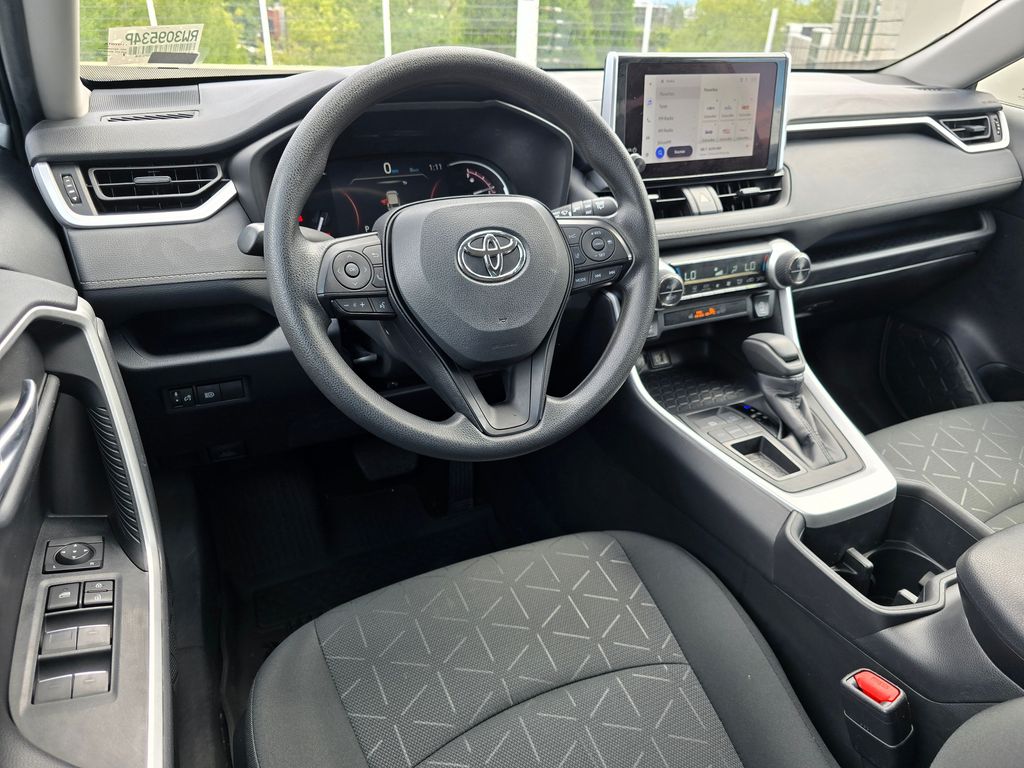 Vehicle image 20 of 31