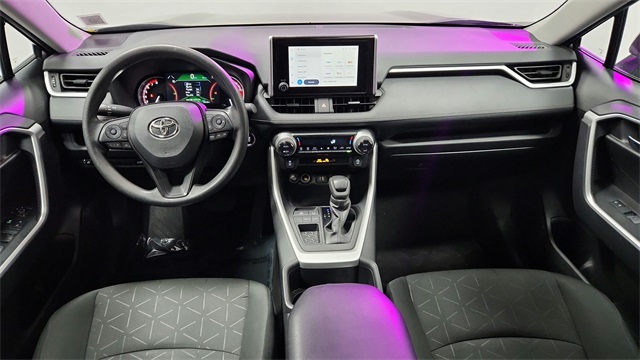 Vehicle image 20 of 27