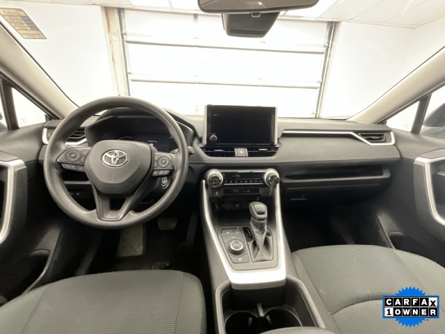 Vehicle image 7 of 31