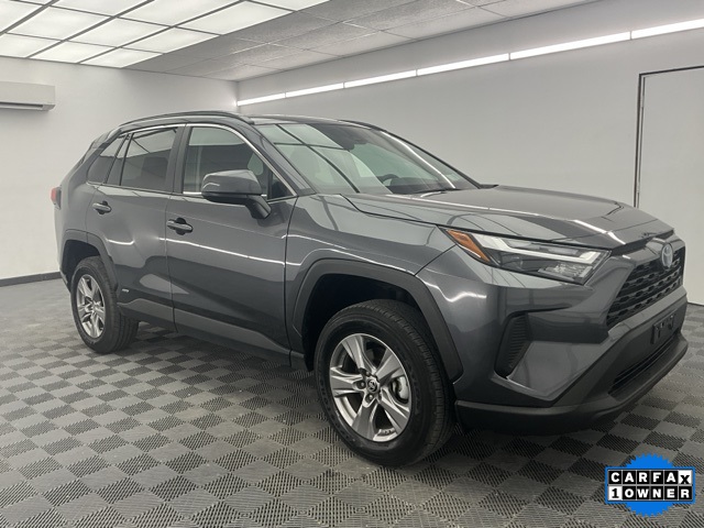 Vehicle image 3 of 31