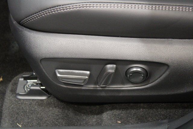 Vehicle image 9 of 26