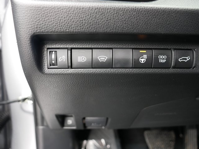 Vehicle image 26 of 35
