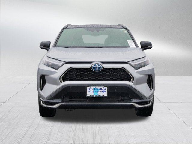 Vehicle image 2 of 35