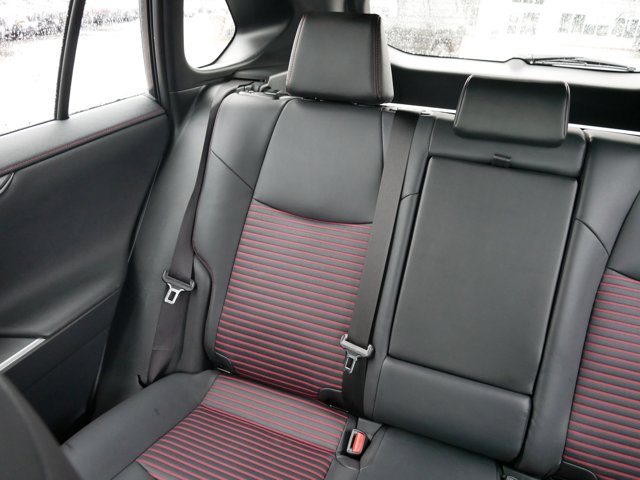 Vehicle image 12 of 35