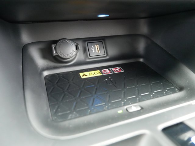 Vehicle image 29 of 35