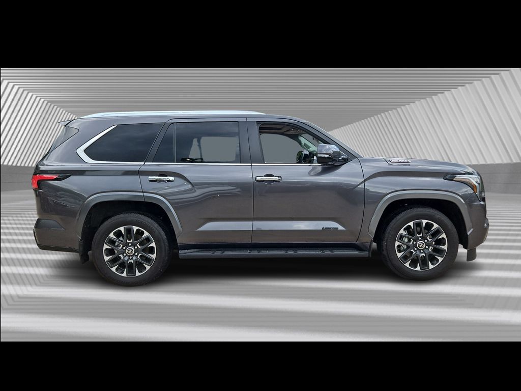 Vehicle image 7 of 43