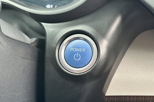 Vehicle image 23 of 29