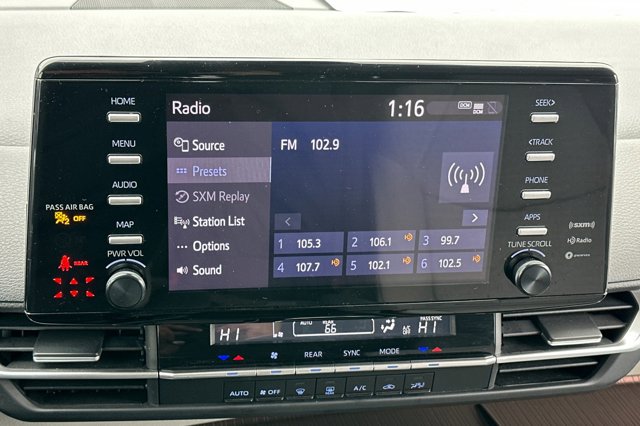 Vehicle image 19 of 29