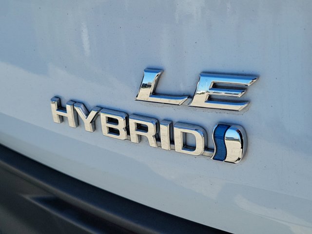 Vehicle image 12 of 31