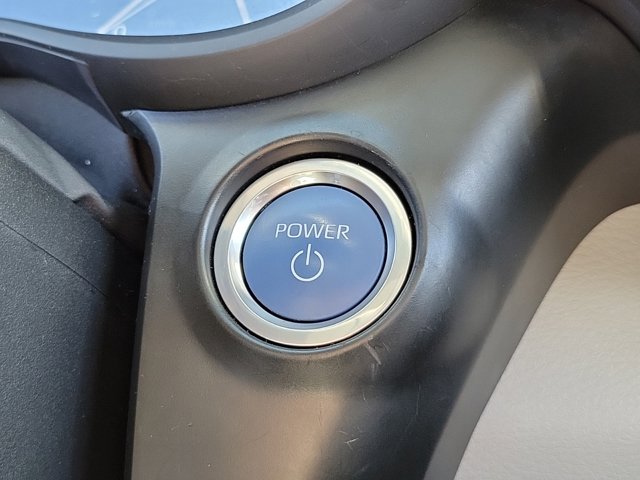 Vehicle image 30 of 31