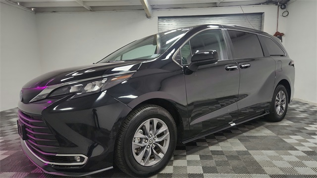 Vehicle image 1 of 26
