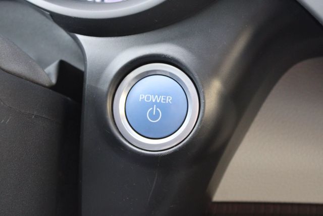 Vehicle image 27 of 39