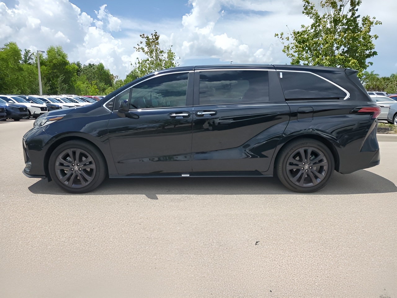 Vehicle image 40 of 40