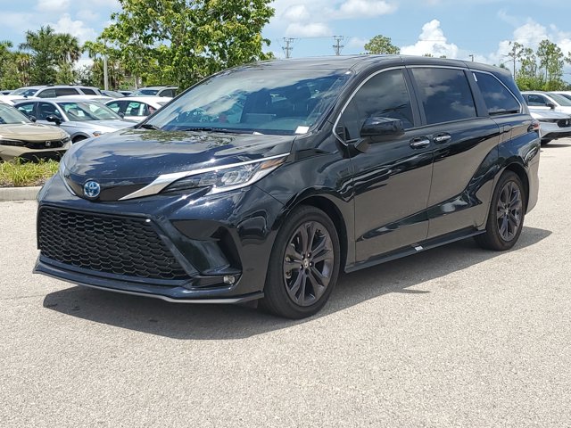 Vehicle image 1 of 40