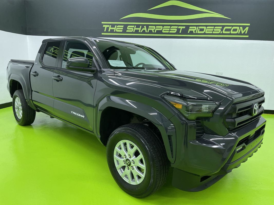 Vehicle image 5 of 29