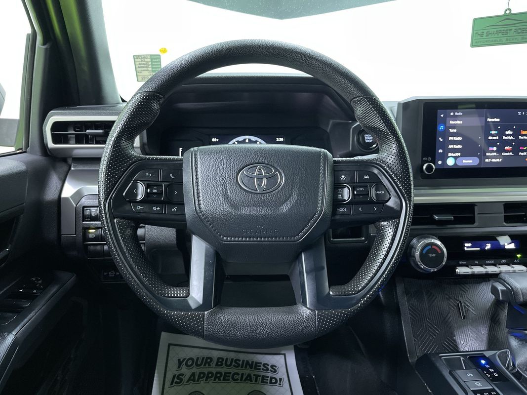 Vehicle image 20 of 29