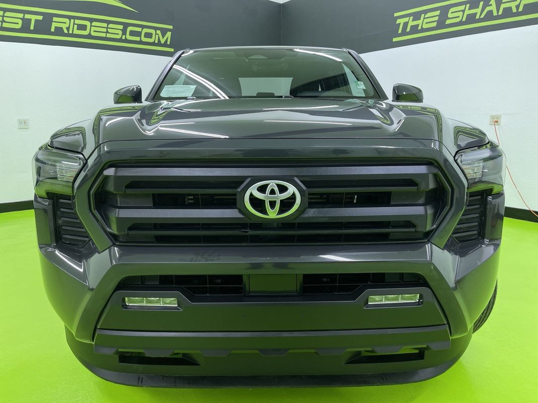 Vehicle image 4 of 29
