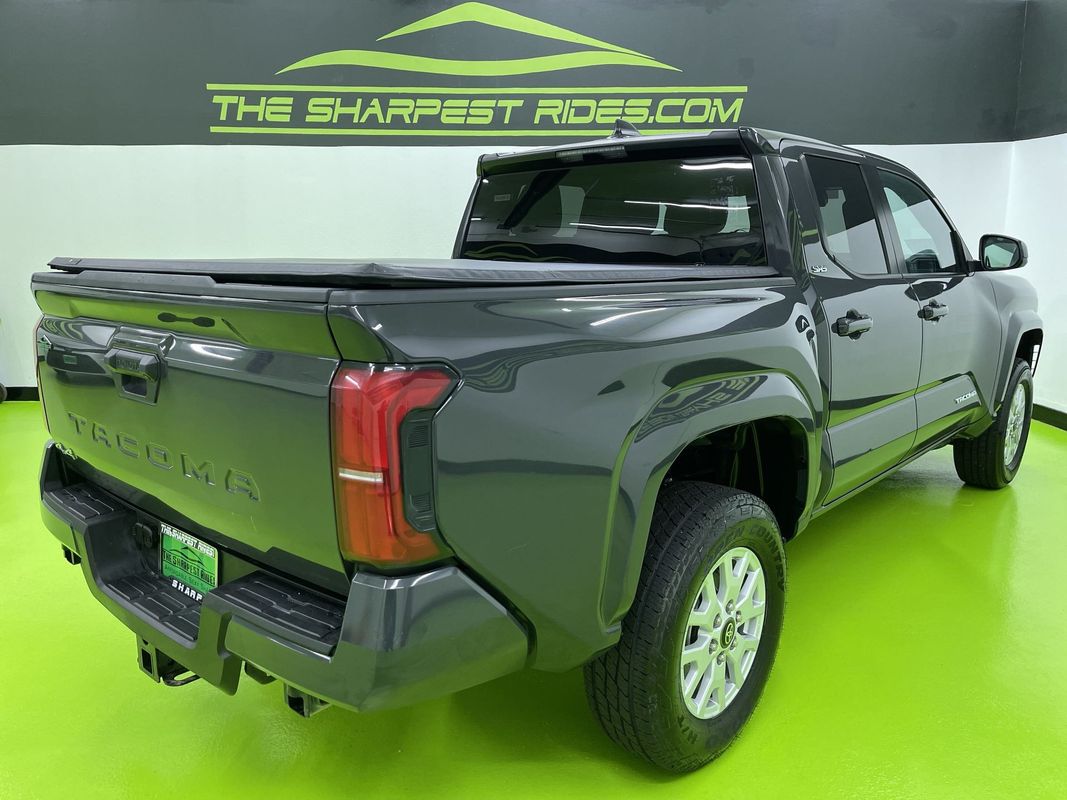 Vehicle image 3 of 29