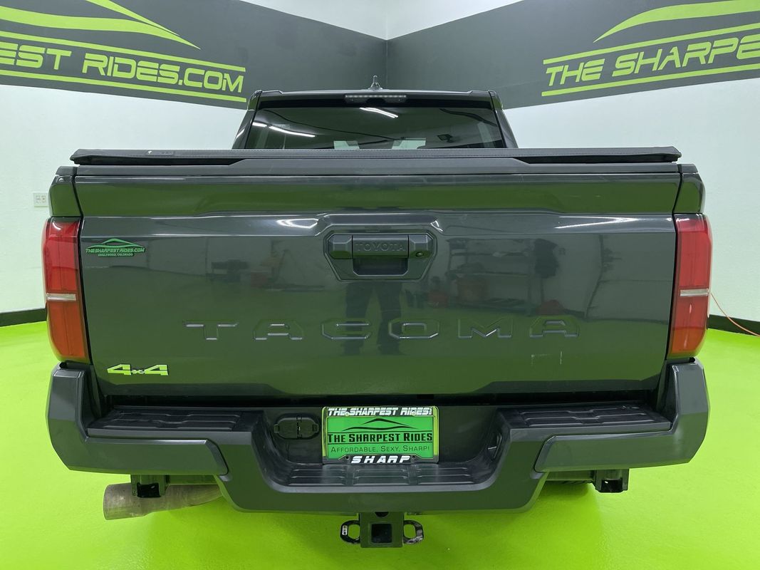 Vehicle image 10 of 29