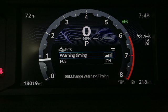 Vehicle image 26 of 50