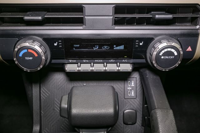 Vehicle image 46 of 50