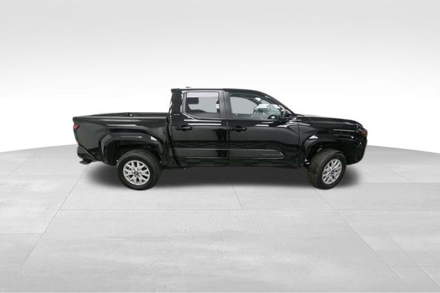Vehicle image 9 of 50